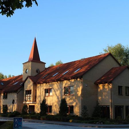 Uroczysko Porszewice - Osrodek Konferencyjno-Rekolekcyjny Otel Pabianice Dış mekan fotoğraf
